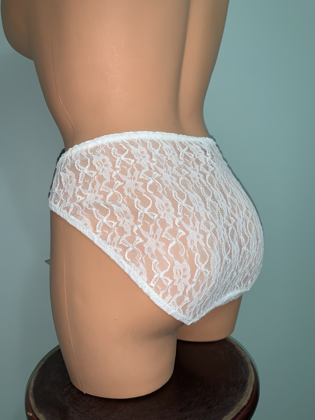 Vtg KiKi Stretch lace Hi-Cut Thigh panties Large 7 100% Nylon NOS New w/Tags