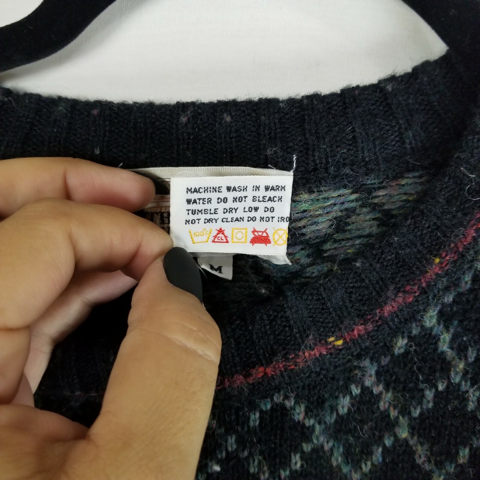 Import workshop Medium vintage 80’s wool blend sweater roses argyle fair isle