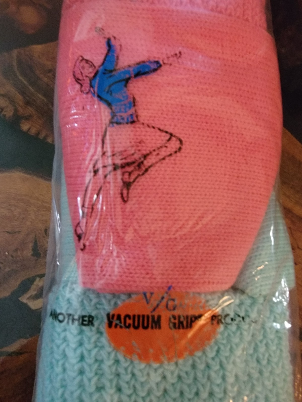 VTG Sofpuff NEW 2 Pair Socks Crew Sz 9 10 11 Vacuum Grip Slouch