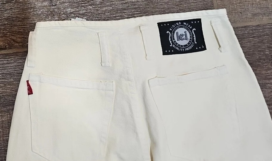 Vintage “LEI Riding Wear”, size 11, women’s white jeans, 27×30.5 high waisted