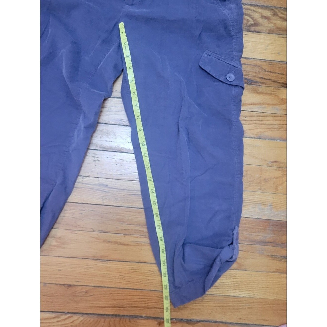 Vintage Gap Cargo Capri Pants Gray Y2K Utility Crop 2009 Size 8 Indie Sleaze
