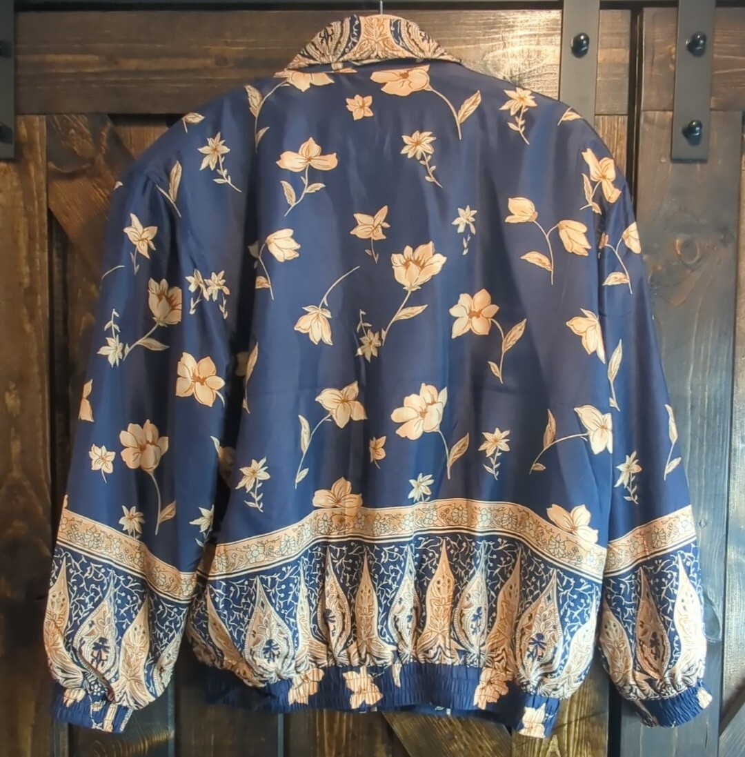 Vintage Fuda International Silk Bomber Jacket Size Large Navy Blue Floral Zip
