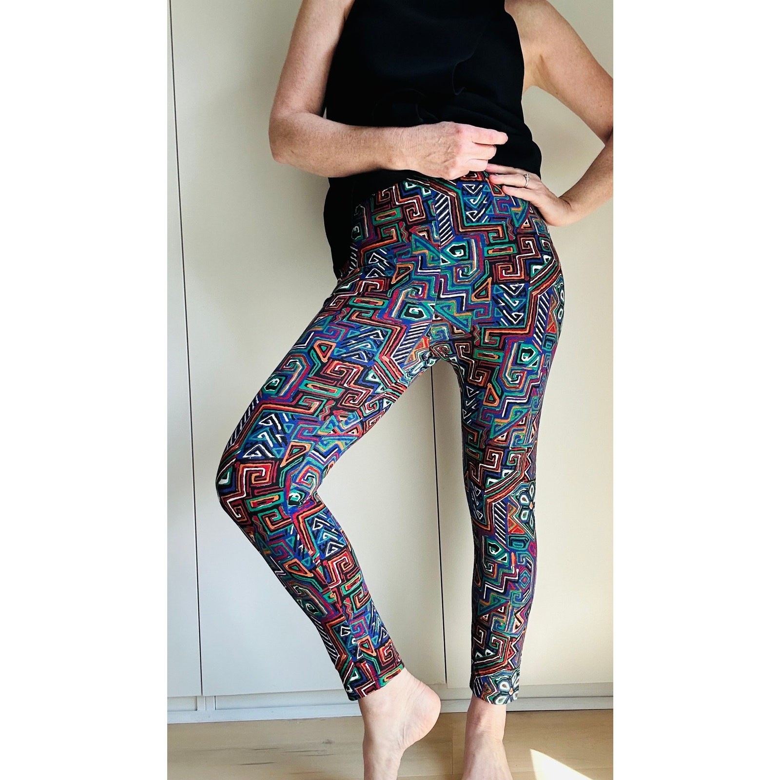 VTG 80s Printed Capri Style Leggings Size Med Made USA Cotton/Poly