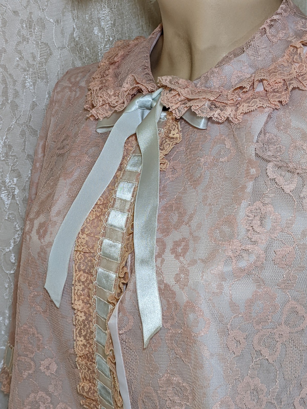 Vintage Odette Barsa Lingerie BED JACKET Lace Nylon Lace Overlay