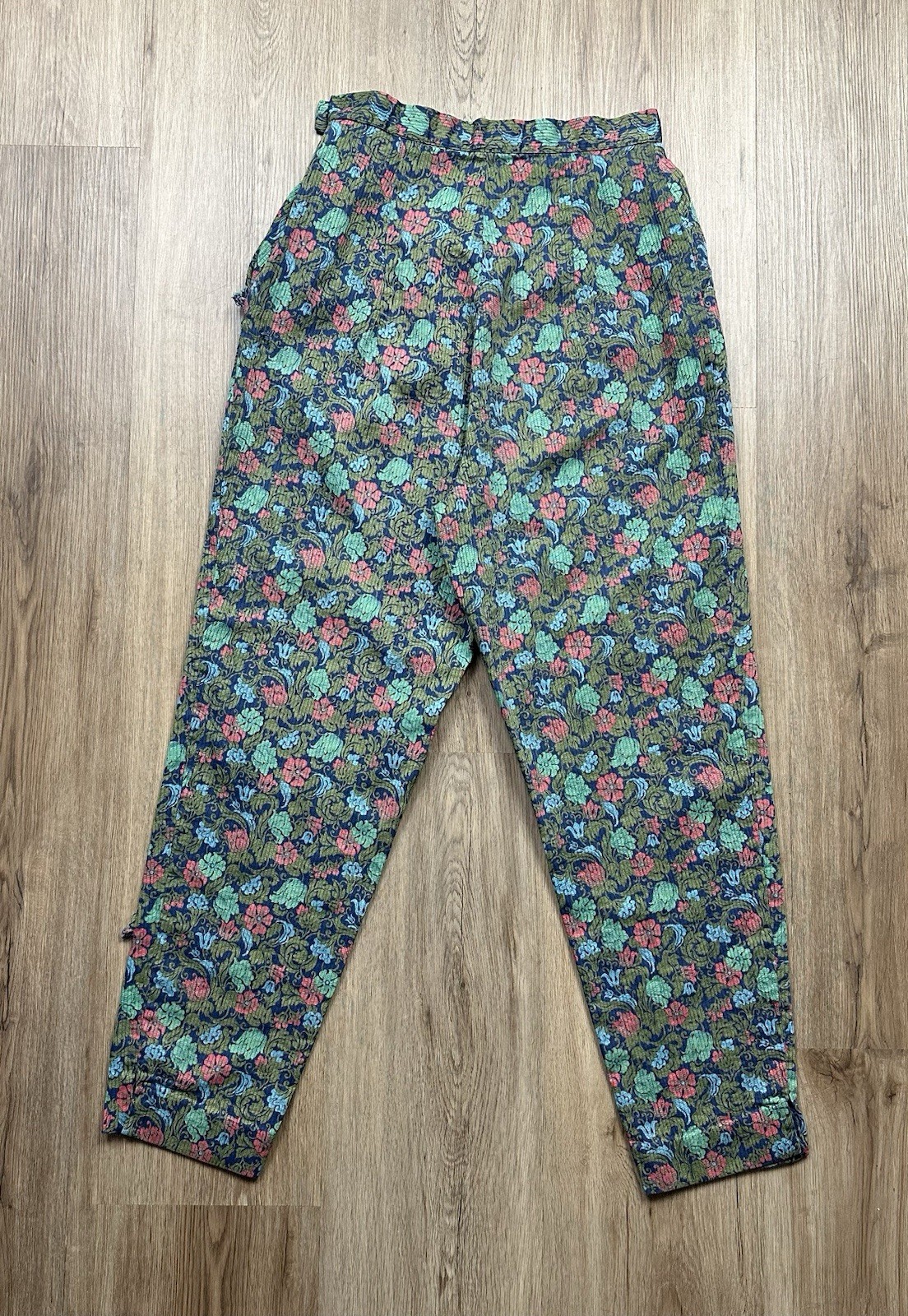 50s VINTAGE Rockabilly Side Zip Floral Textured Tapered Leg Pants