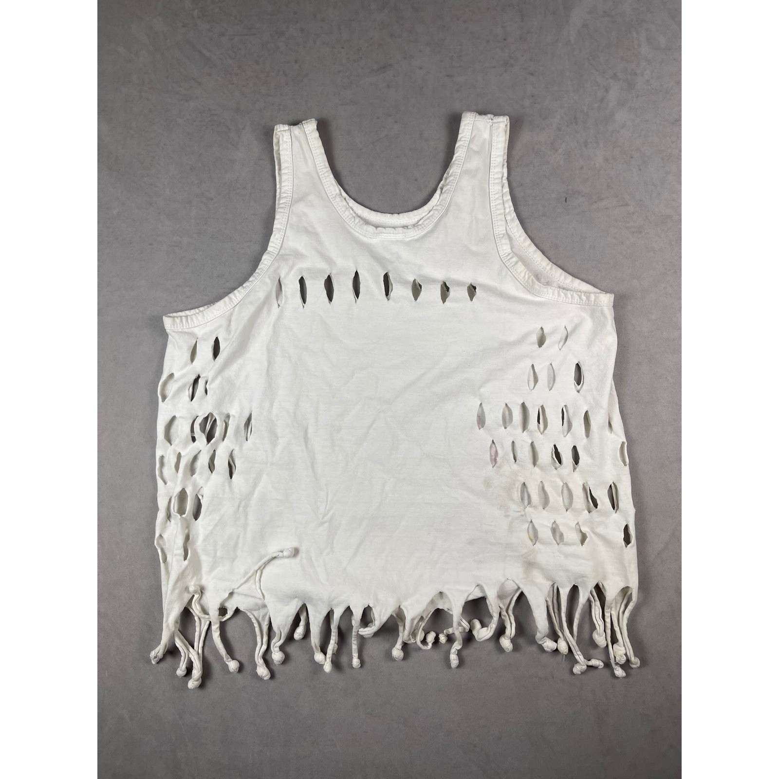Vintage Bahamas Surrender the Booty Pirate Skull Distressed Fringe Tank Top L
