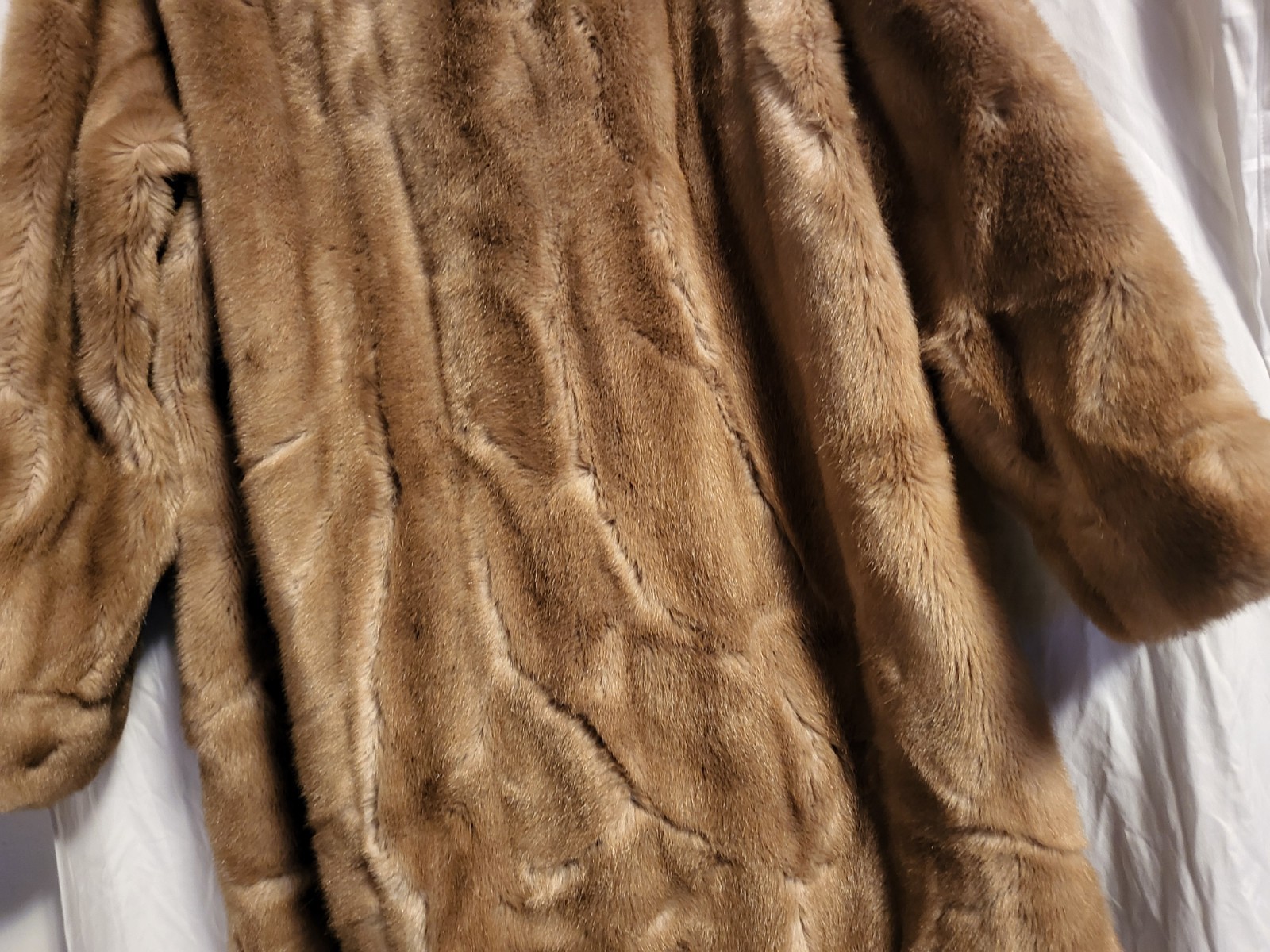 Vintage Dubrowsky & Joseph woman XL Tan/brown Faux Mink Fur Coat 1960s