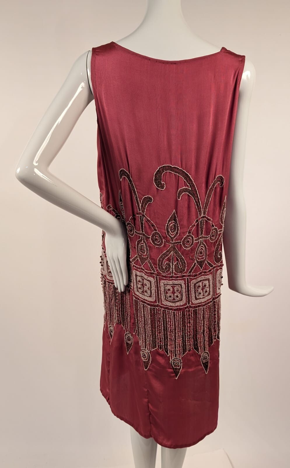 FLAPPER ROARING 1920’S PINK SILK DRESS W RICH BEAD DETAIL
